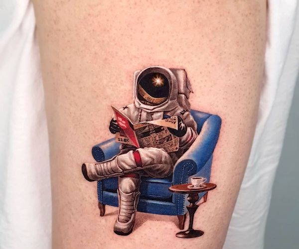 43 Astronauten-Tattoos, die nicht von dieser Welt sind